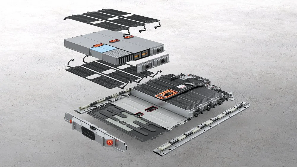 Porsche Taycan Deep Dive into Cayenne EV (including battery and charging system) - article 1759338181330-yc
