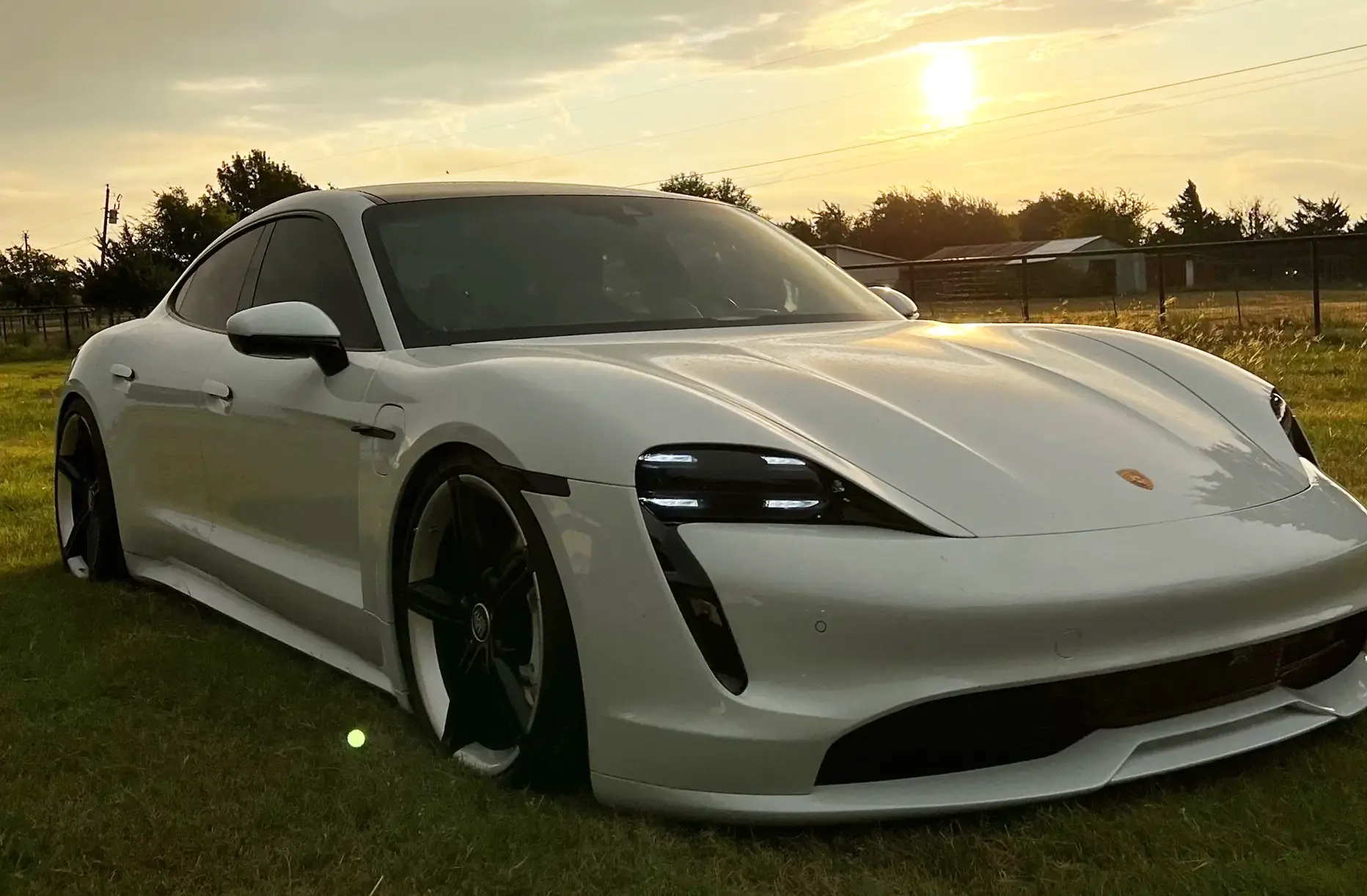 Porsche Taycan 2022 Taycan 4S subtle modifications 84177-3260d66d9bec858fce94e42a5065473d
