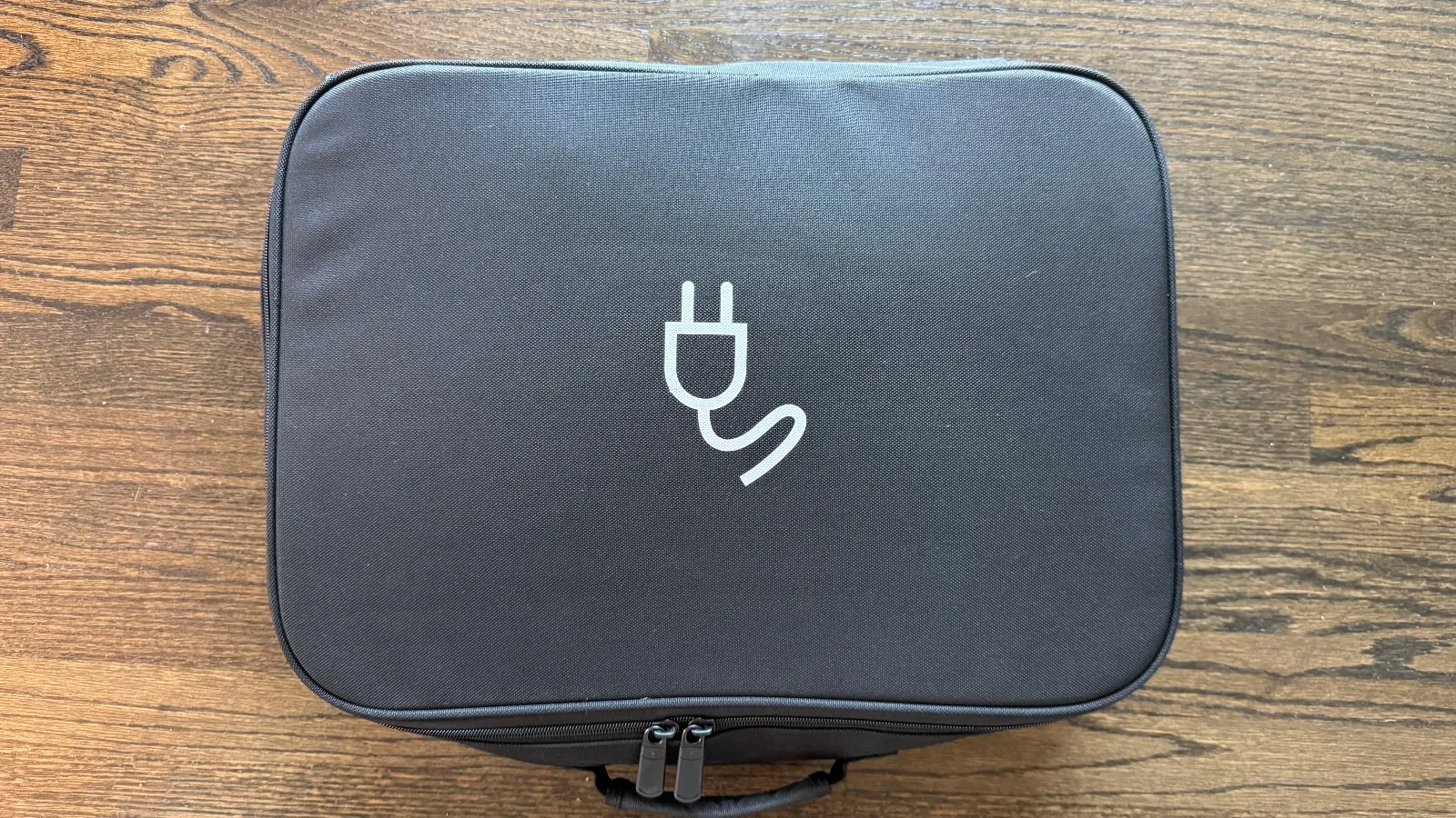 Porsche Taycan Porsche Mobile Charger Connect for EV Taycan Macan OEM 240V 40A with Case s-l1600-1