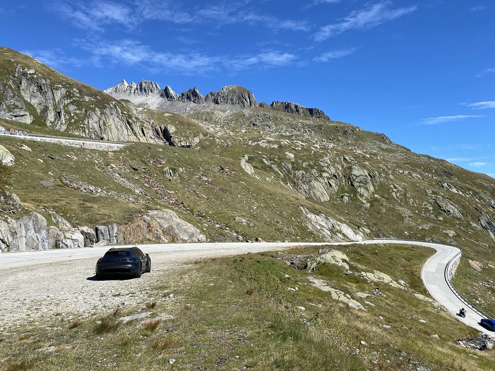 Porsche Taycan "Why Electric Porsches Will Never Make Sense" - video IMG_9936