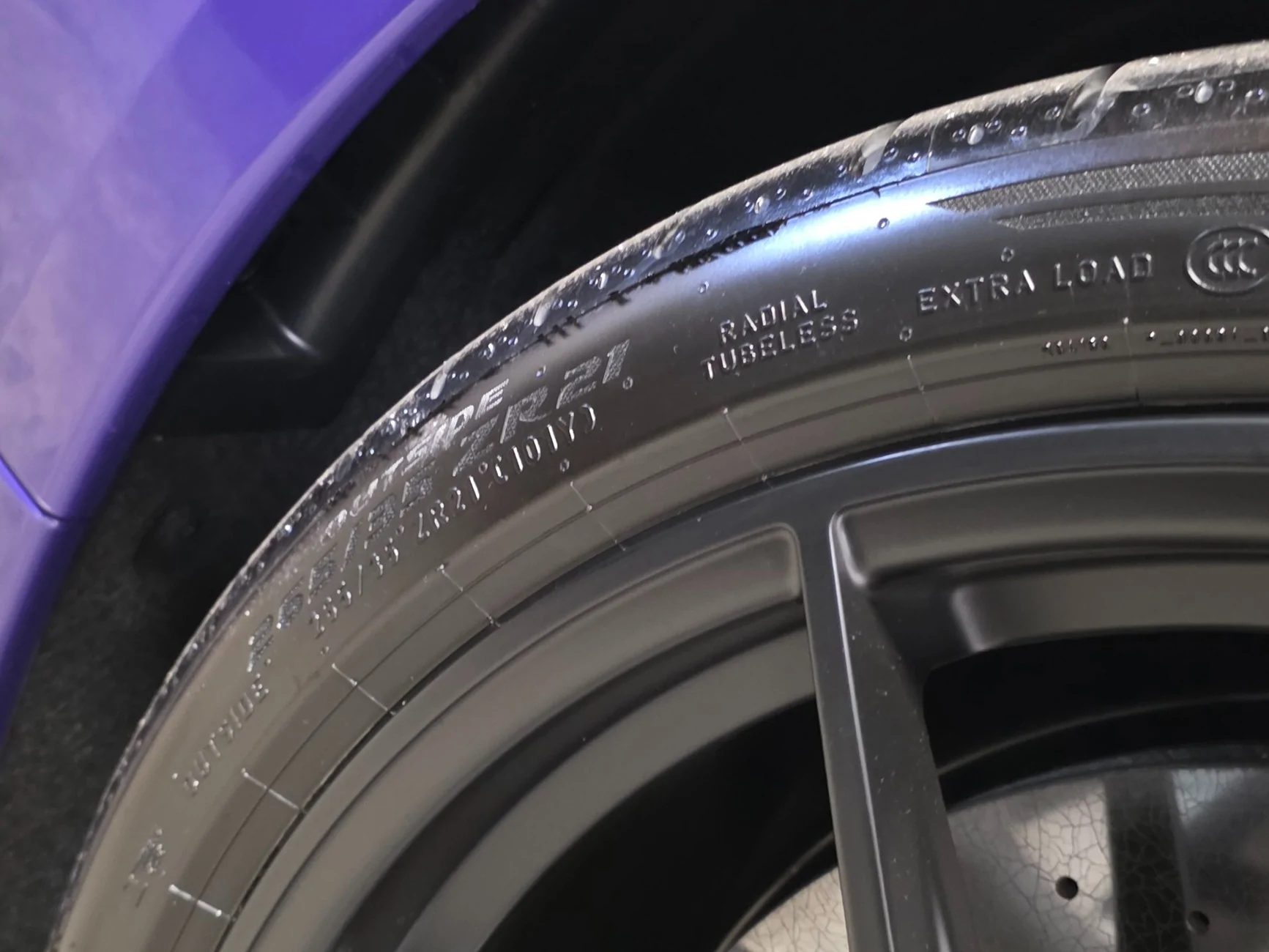 Porsche Taycan No sling tire dressing 20251012_111817