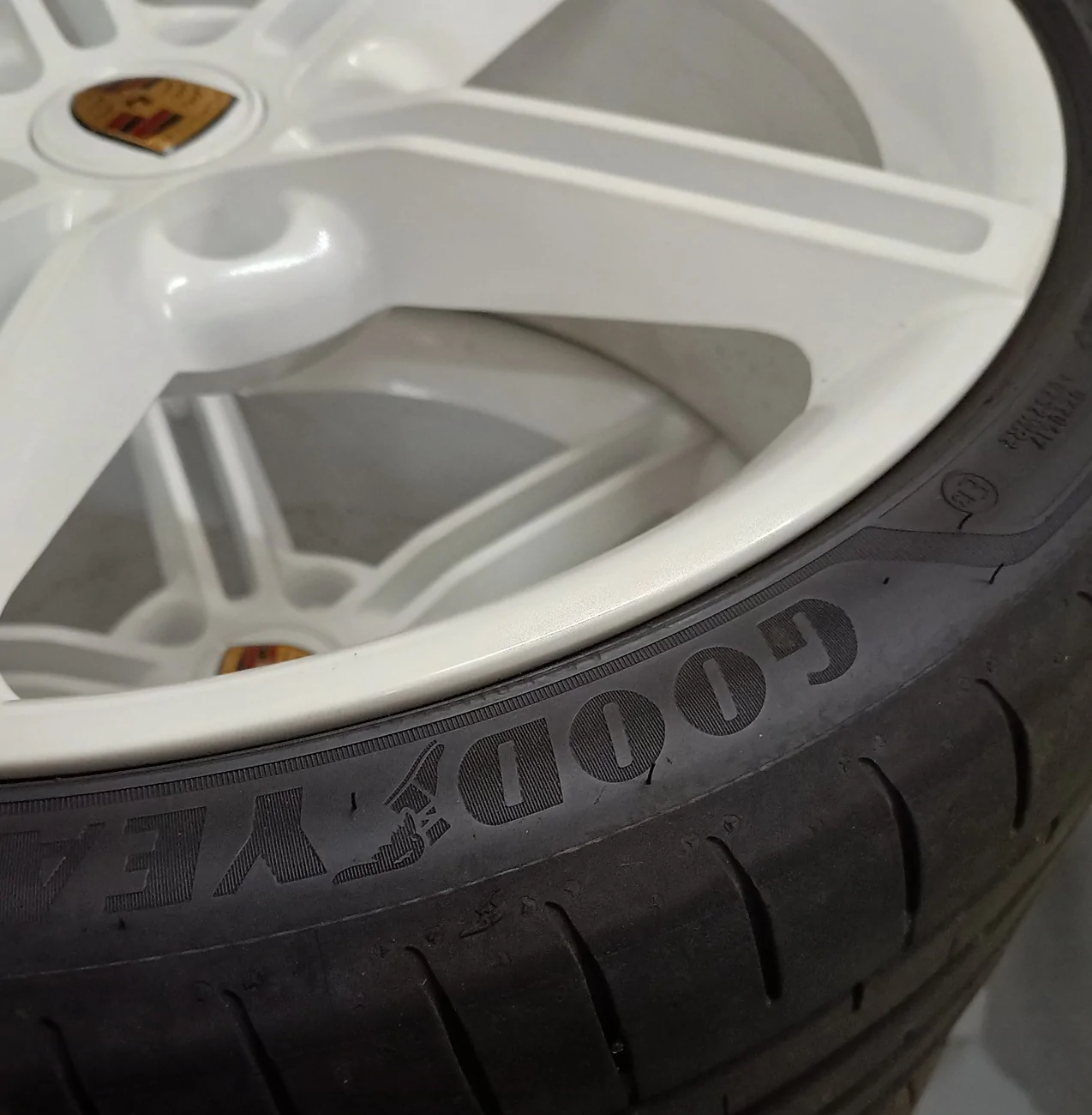 Porsche Taycan No sling tire dressing IMG_20251013_191644177_HDR