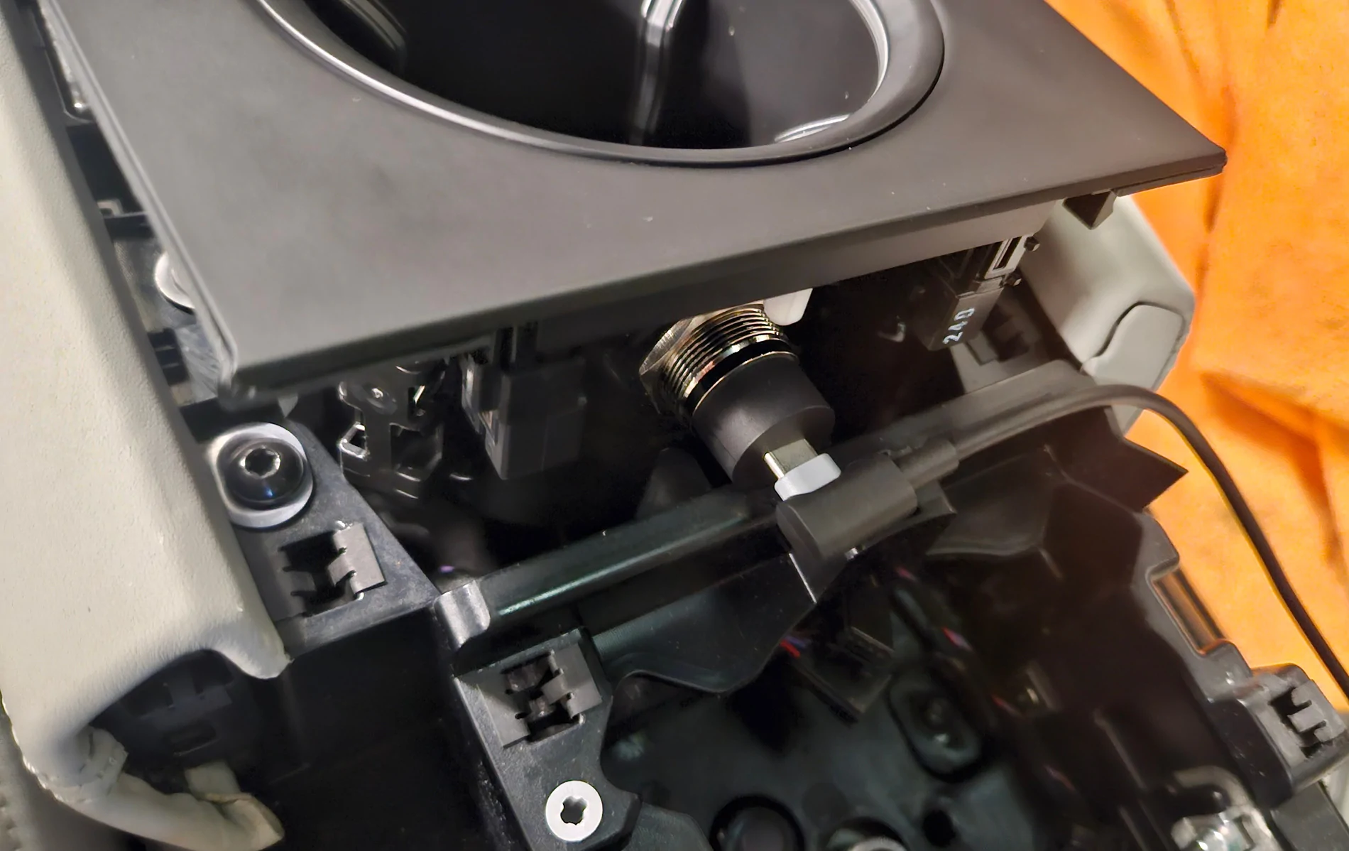 Porsche Taycan My first "mod" -- Cupholder Mounted Wireless Charger with MagSafe for Apple iPhone 20251025_113610