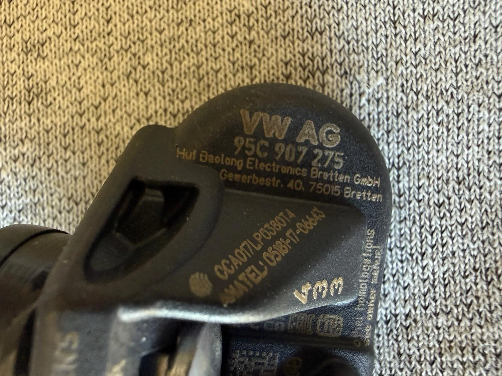 Porsche Taycan 2025 Taycan J1.2 TPMS Part Number Confusion – 95C.907.275 vs 95C.907.255A WhatsApp Image 2025-10-29 at 1.23.43 PM