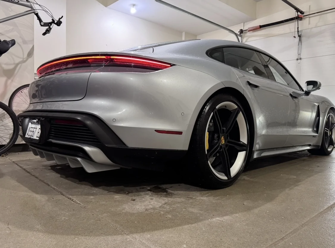 Porsche Taycan Aftermarket rear diffuser IMG_0311