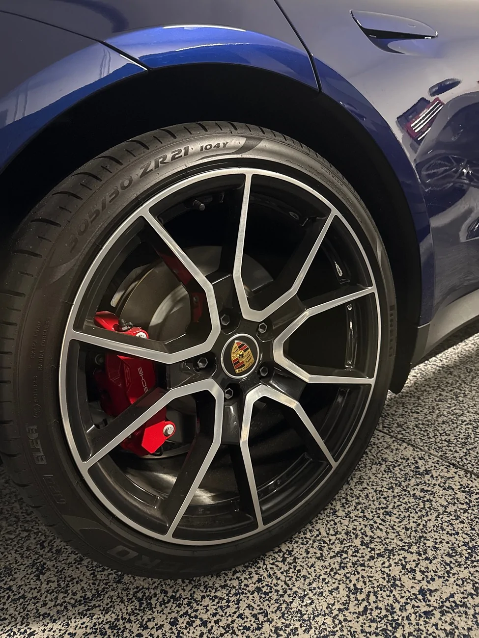 Porsche Taycan Painted 21" RS Spyder wheels IMG_4198