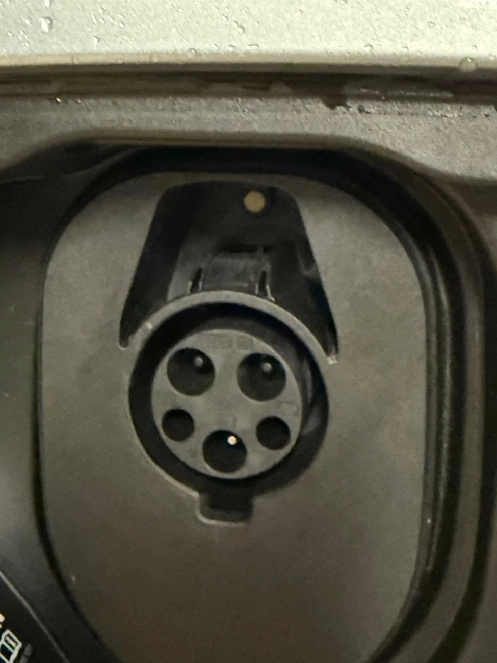 Porsche Taycan Uneven home charging issue using Porsche Mobile Charger Connect? IMG_3031