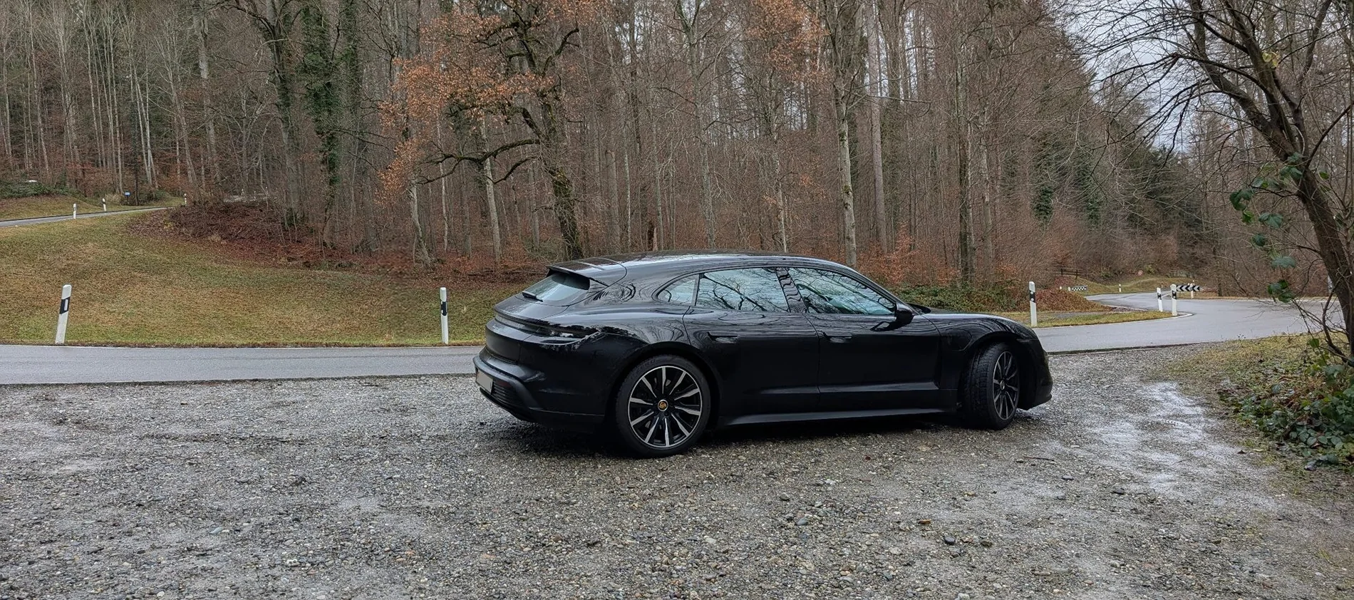 Porsche Taycan Location! Location! Location!  Post Artistic Photos of Your Taycan with Scenery t0