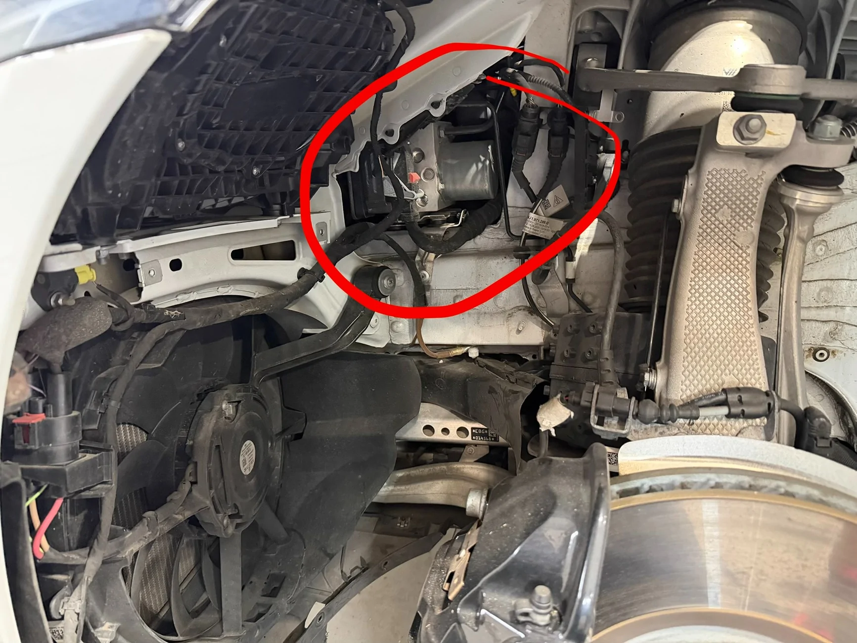 Porsche Taycan Taycan ACC Retrofit - DIY how-to install instructions IMG_8369