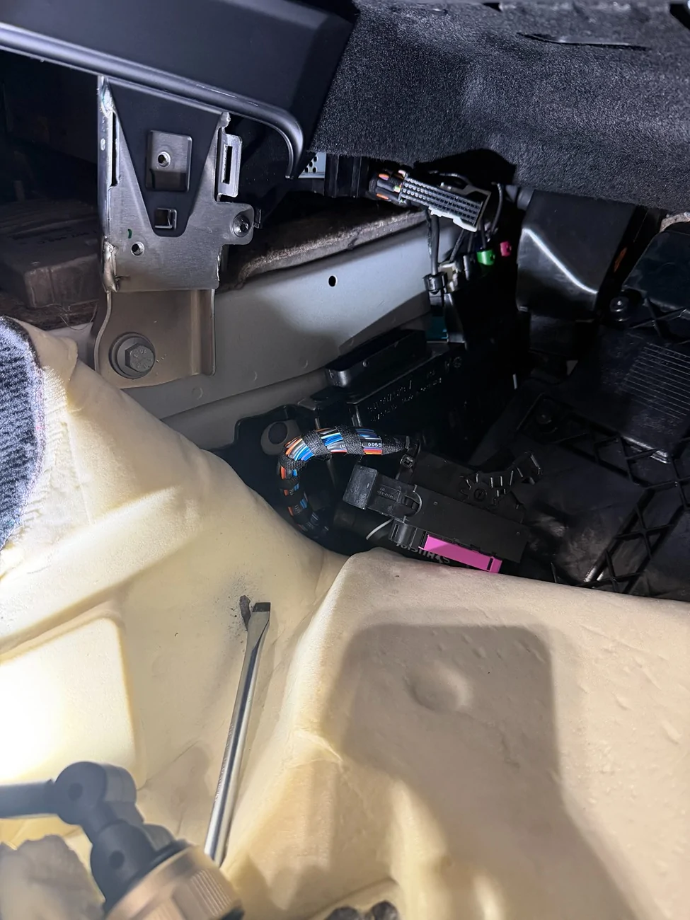 Porsche Taycan Taycan ACC Retrofit - DIY how-to install instructions IMG_8386.HEIC