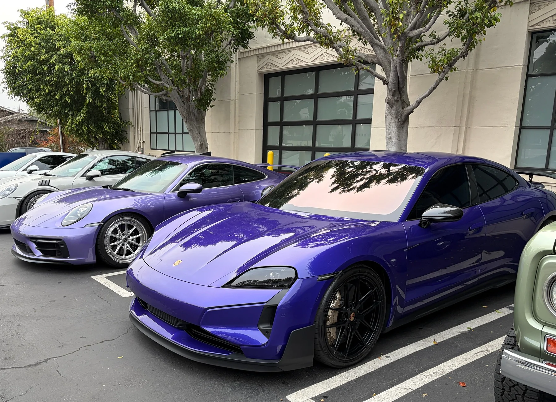 Porsche Taycan PURPLE SKY METALLIC Taycan Club IMG_6792