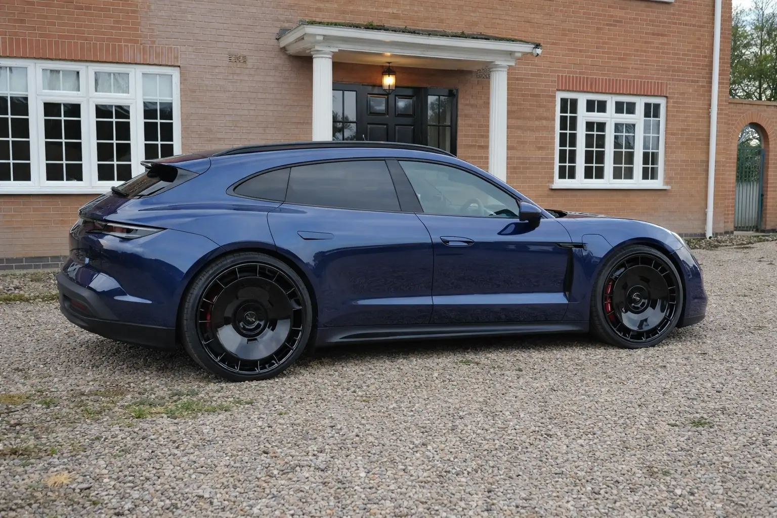 Porsche Taycan New rims thoughts? file_000000000cb4722f924a692a5853b23f