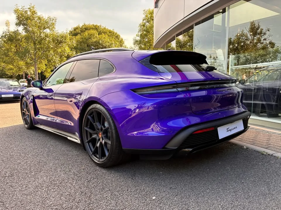 Porsche Taycan PURPLE SKY METALLIC Taycan Club IMG_0762