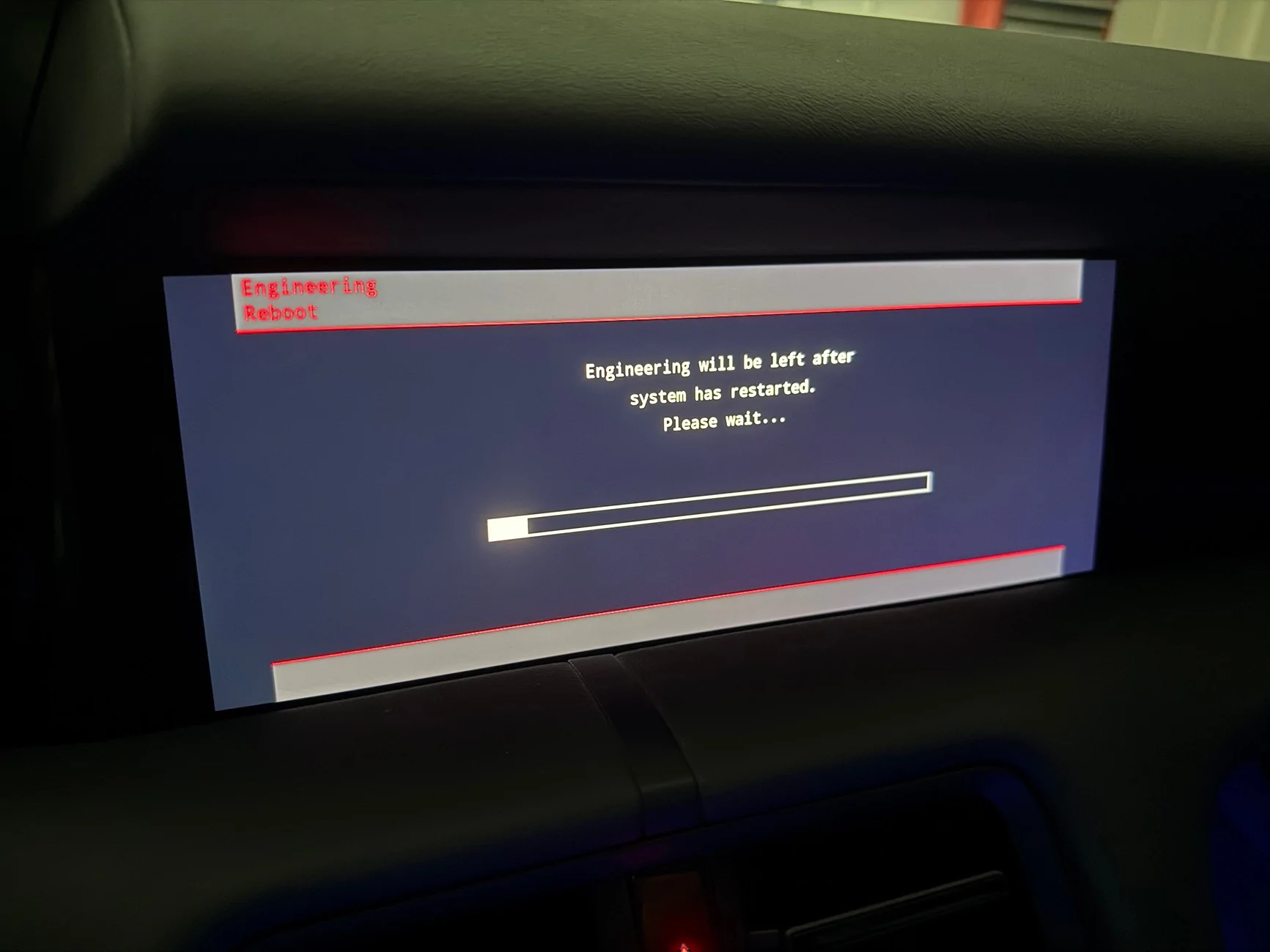 Porsche Taycan CarPlay won’t connect anymore- video IMG_4676