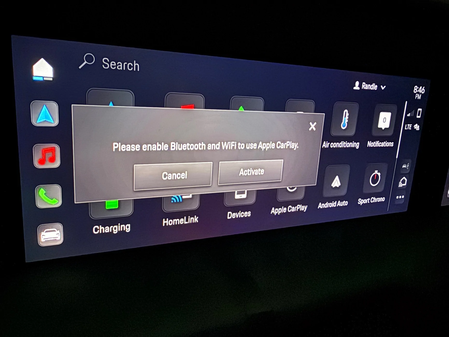 Porsche Taycan CarPlay won’t connect anymore- video IMG_4677