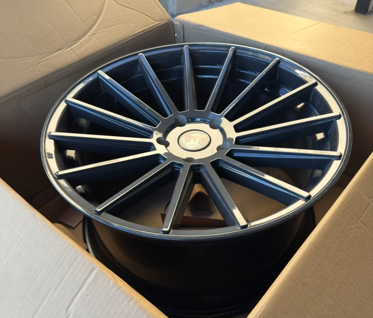 Porsche Taycan Road Force RF15 21" rims IMG_0461