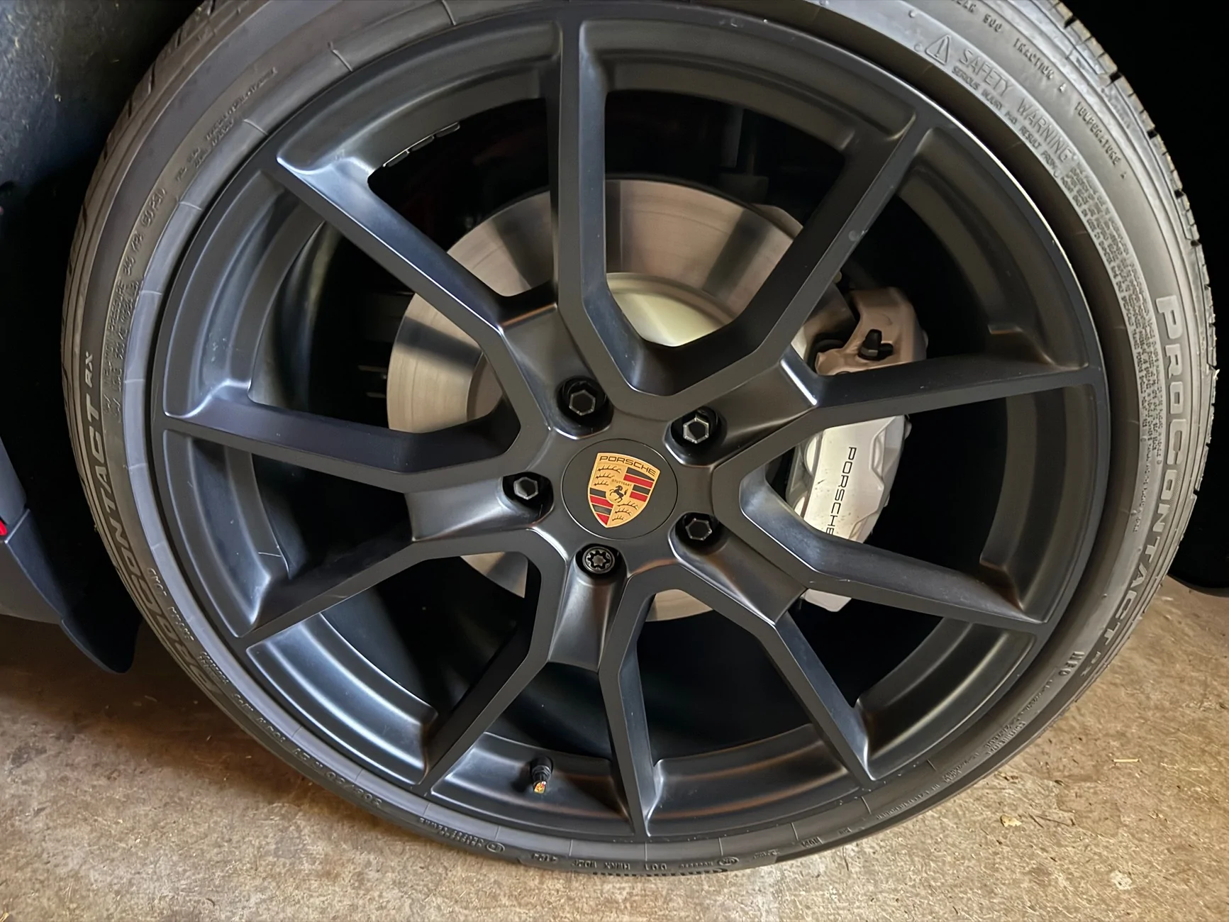 Porsche Taycan PSCB: Slight scraping sound from front left wheel when in motion IMG_6024
