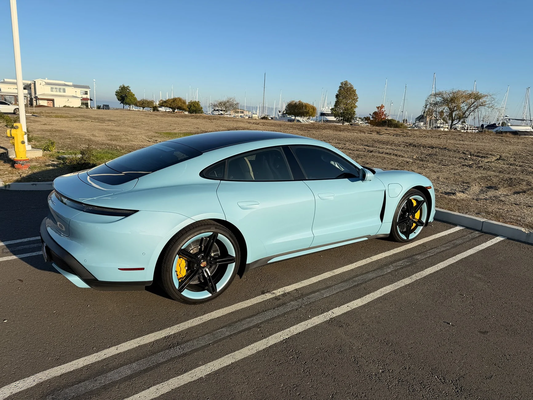 Porsche Taycan FROZEN BLUE Taycan Club IMG_0539