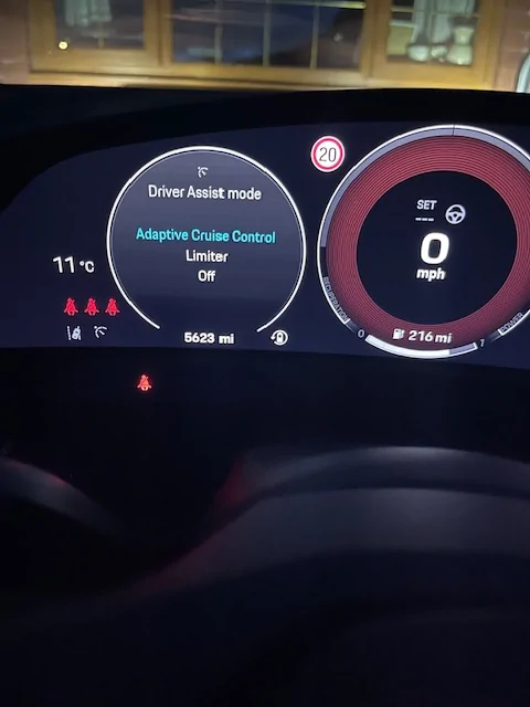 Porsche Taycan InnoDrive display IMG_1281