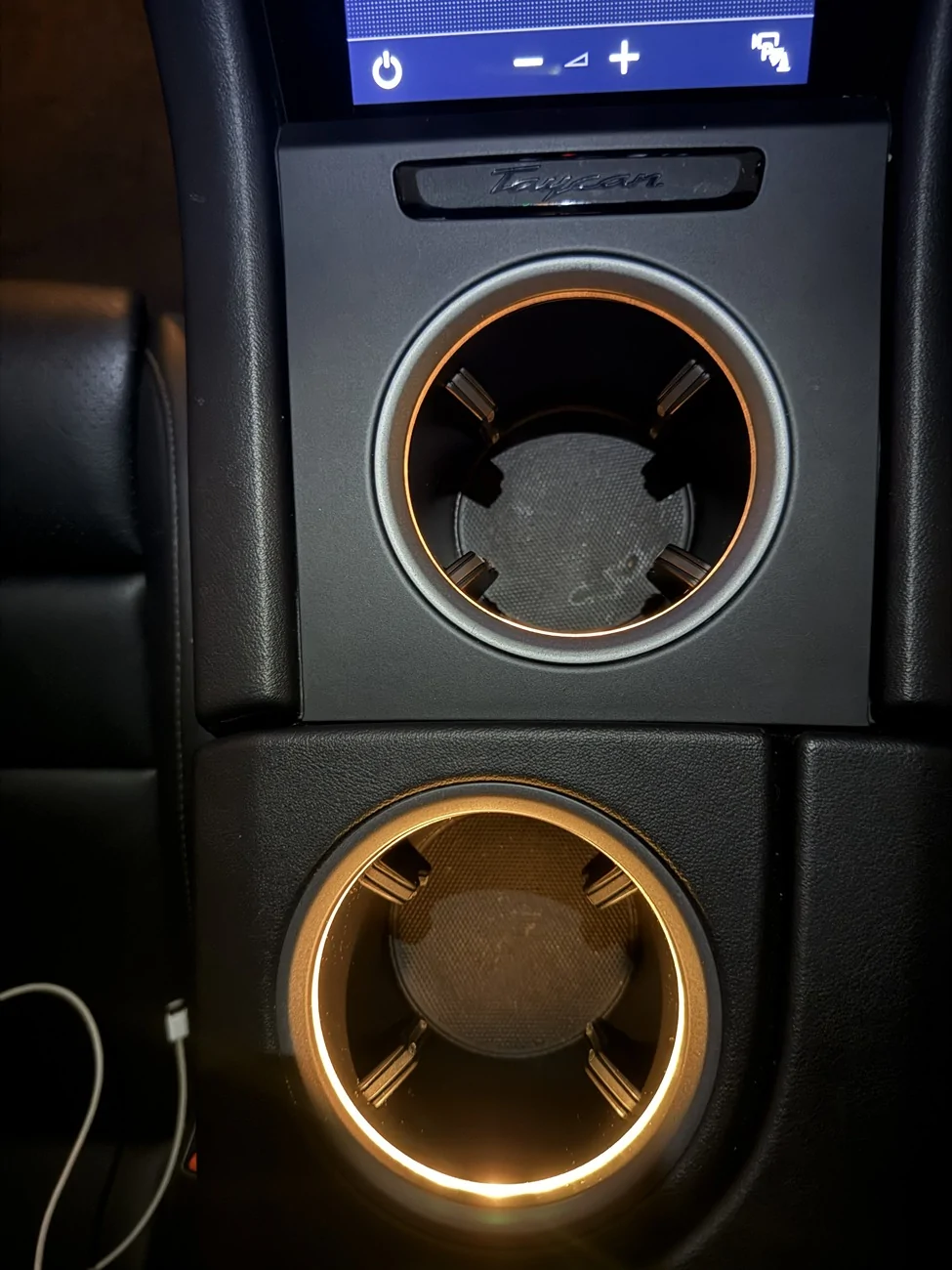 Porsche Taycan Cupholder Ambient Light rings IMG_0408(1)