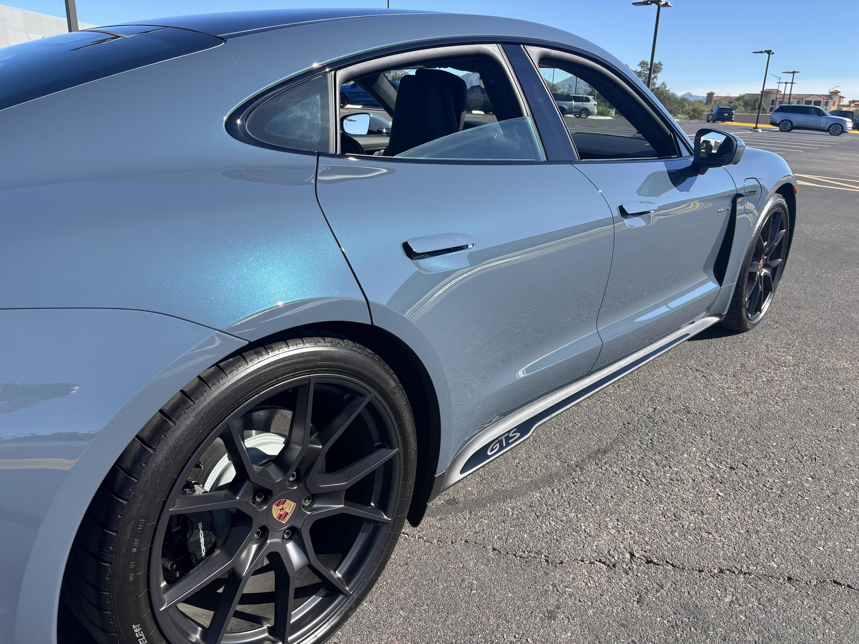 Porsche Taycan Pale Blue Metallic Taycan Club h4cKt1F