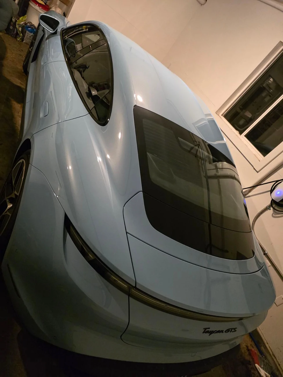 Porsche Taycan Panoramic Roof. Good vs Bad Roof2