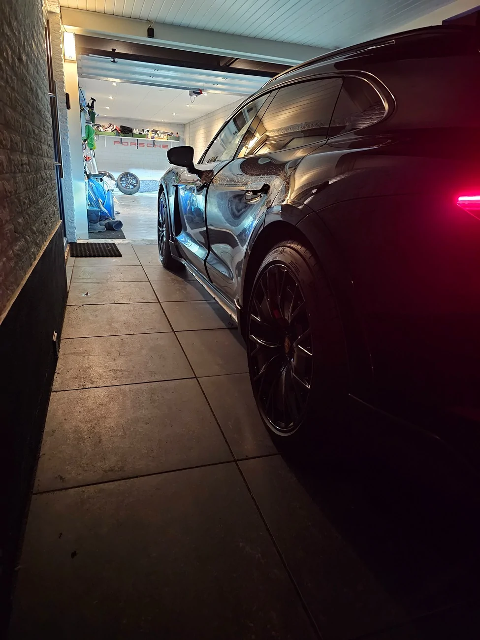 Porsche Taycan Spacers….? 20260213_190528
