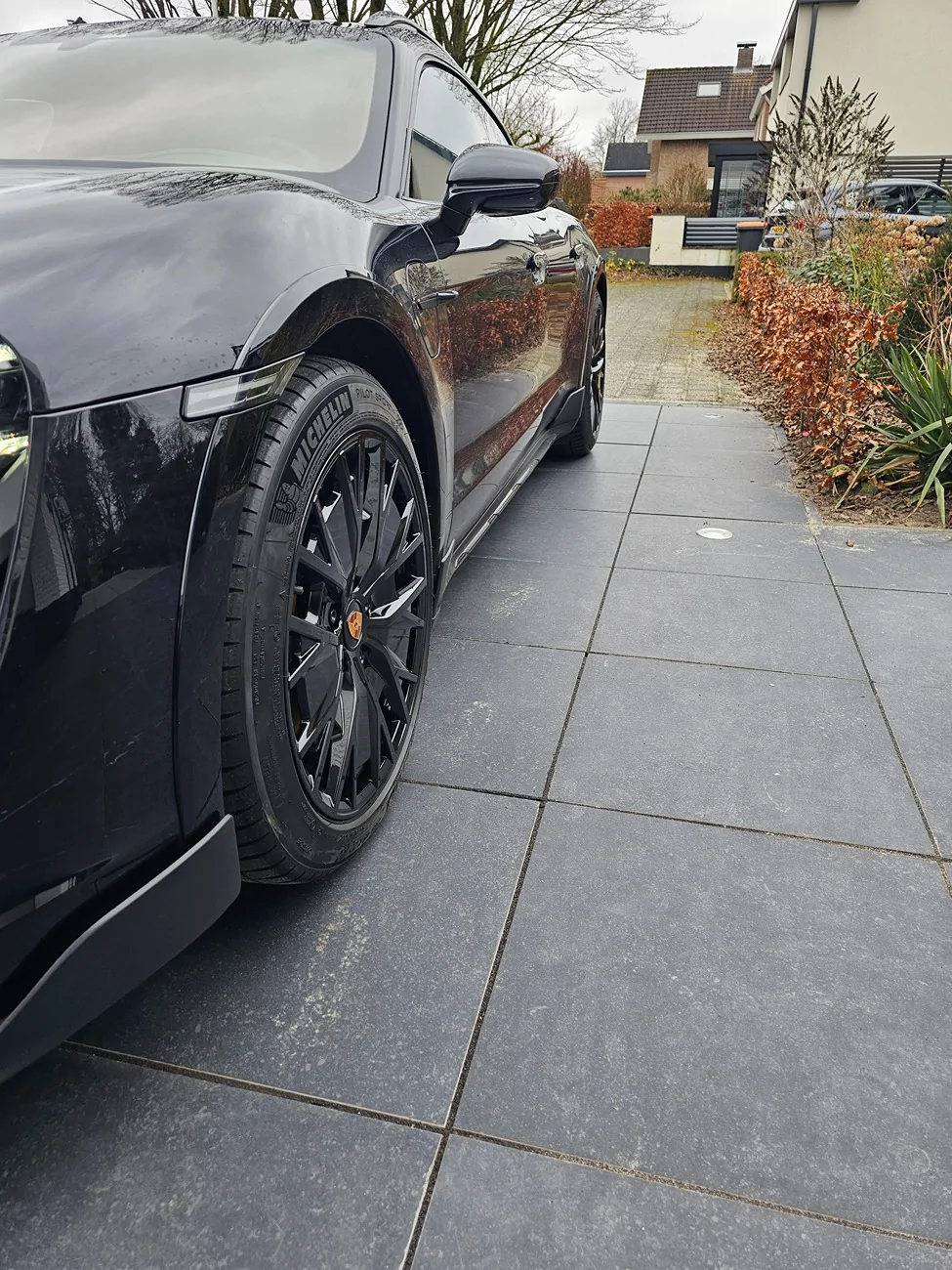 Porsche Taycan Spacers….? 20260214_115151