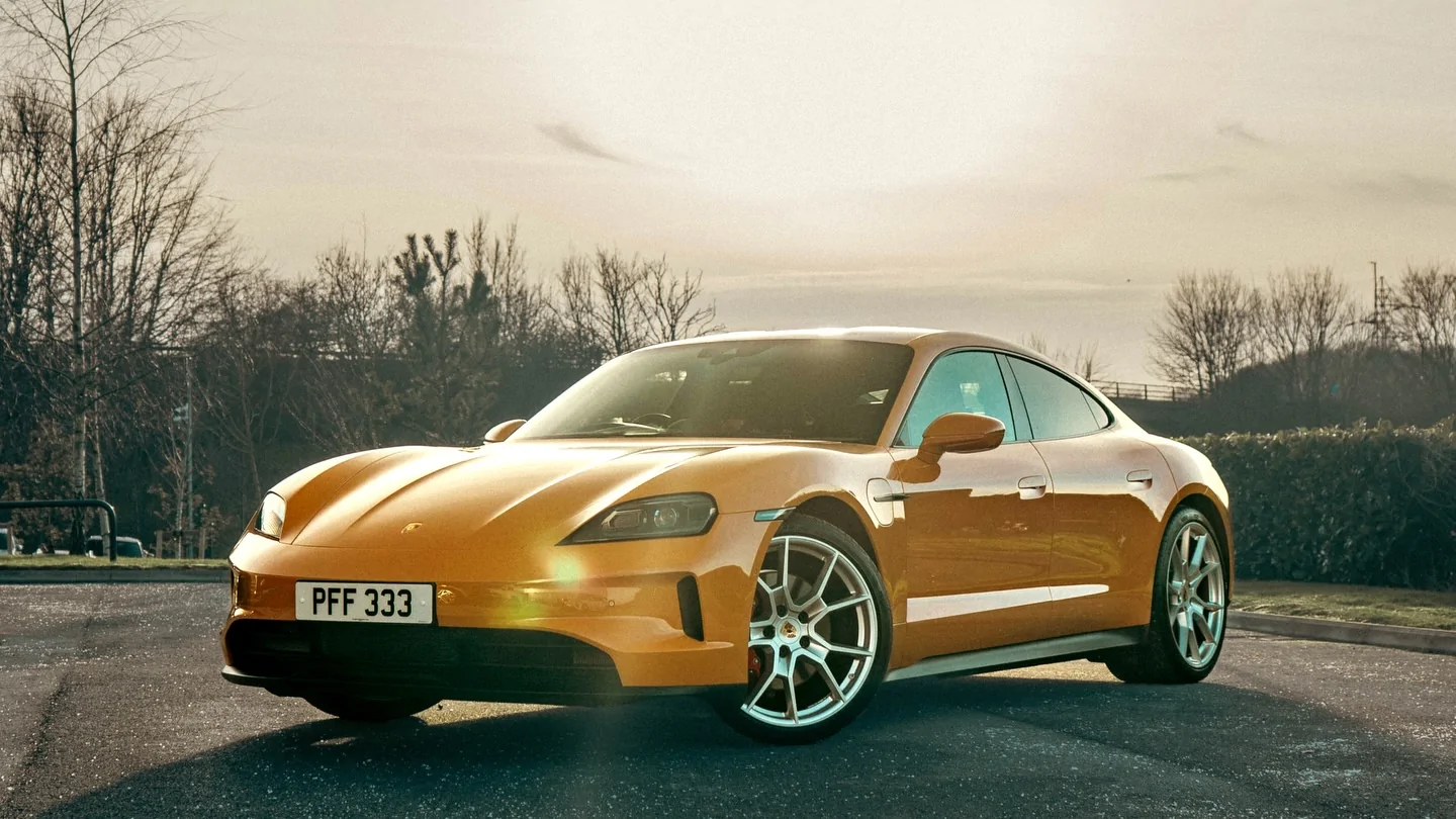 Porsche Taycan 🎨 PTS: PAINT TO SAMPLE Taycan Club & Photos Thread taycan1