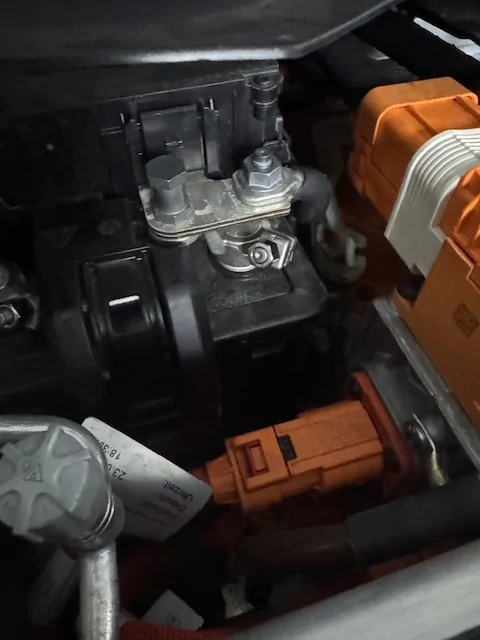 Porsche Taycan Routing Ctek cable IMG_0059