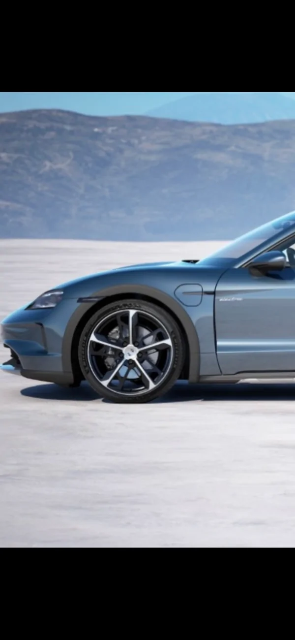 Porsche Taycan Any thoughts on these 2 wheel options IMG_1356