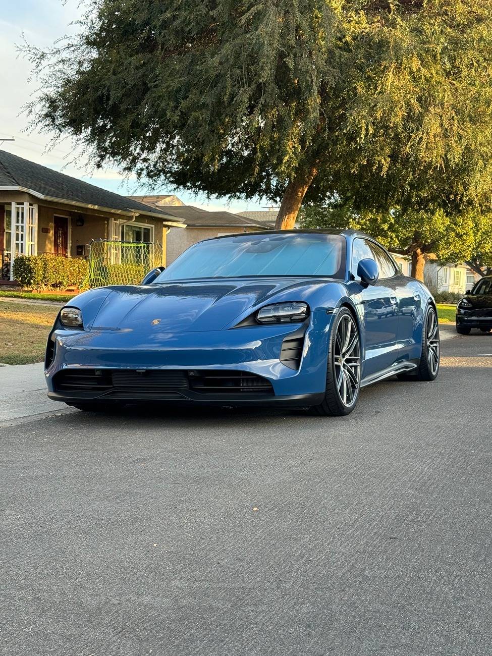 Porsche Taycan FS: 22" 911 Turbo Design wheels from 9YB Cayenne Coupe w/ Michelin Pilot Sport 4S tires for Taycan car_front_side