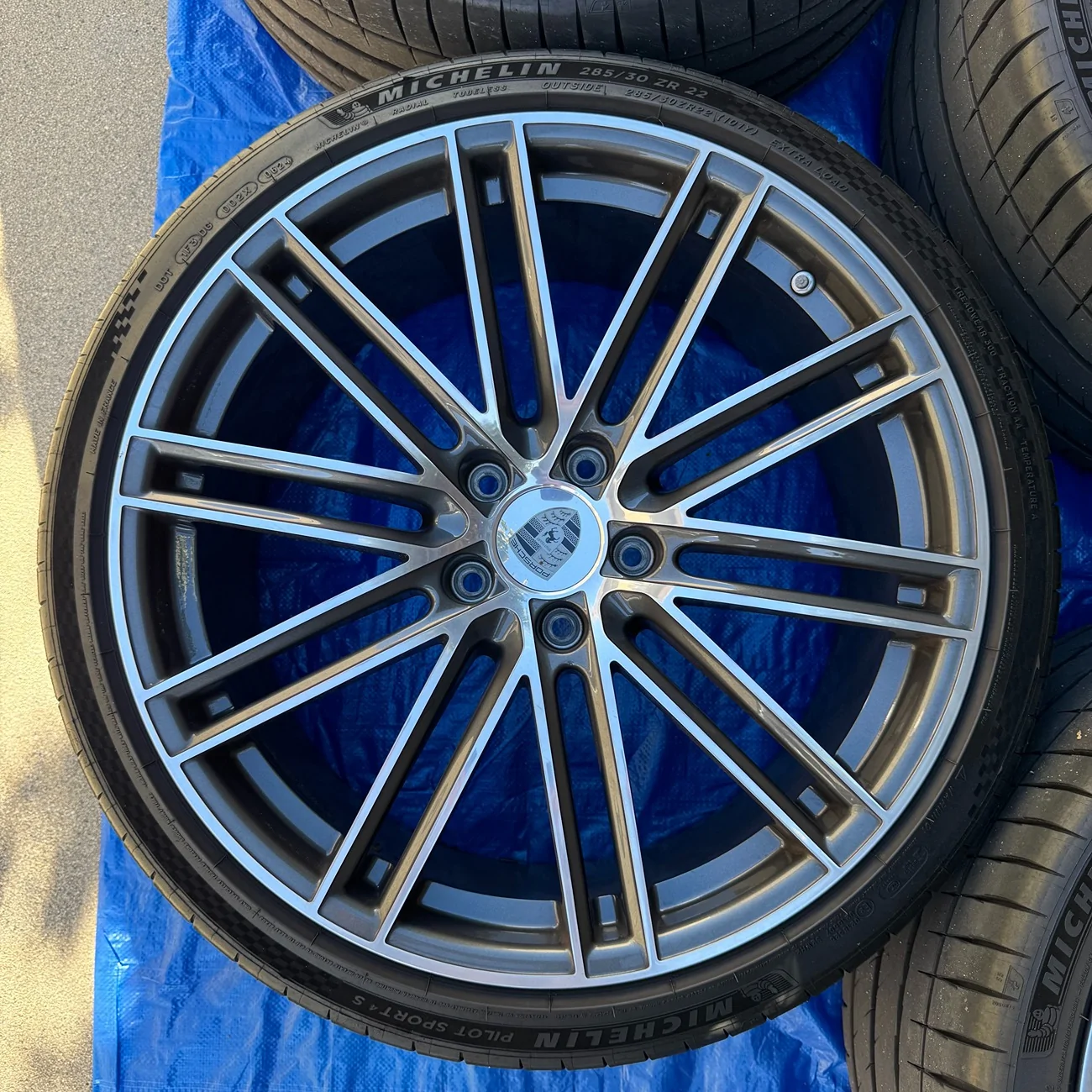 Porsche Taycan FS: 22" 911 Turbo Design wheels from 9YB Cayenne Coupe w/ Michelin Pilot Sport 4S tires for Taycan 04_wheel2