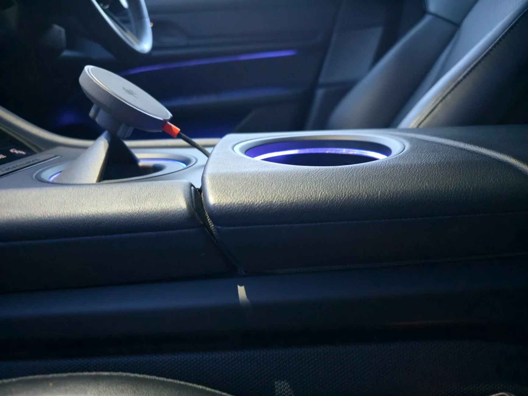 Porsche Taycan MagSafe Phone Holder 20260306_180617