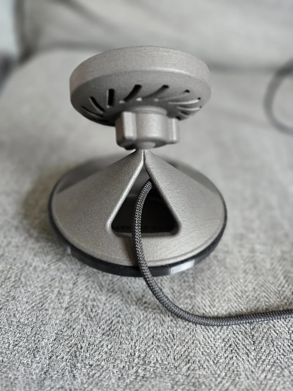 Porsche Taycan MagSafe Phone Holder 20260306_111703