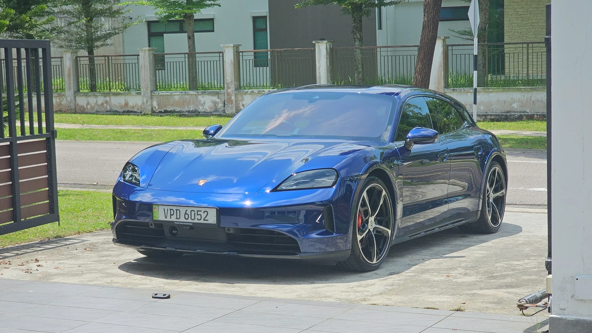Porsche Taycan Taycan CT 4S MY config Porsche-Taycan-CT4S-20260321-2