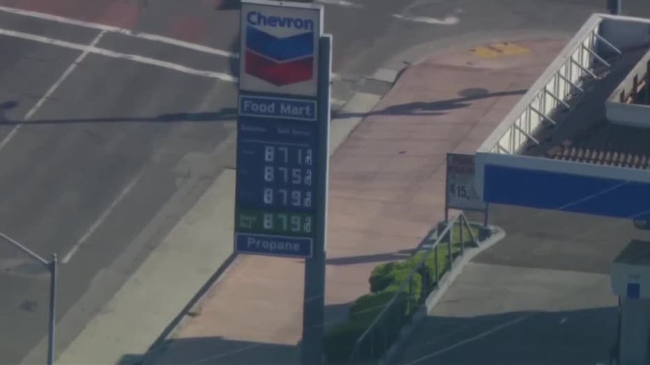 Porsche Taycan feeling guilty 5-gas-prices-_00.00.03.12