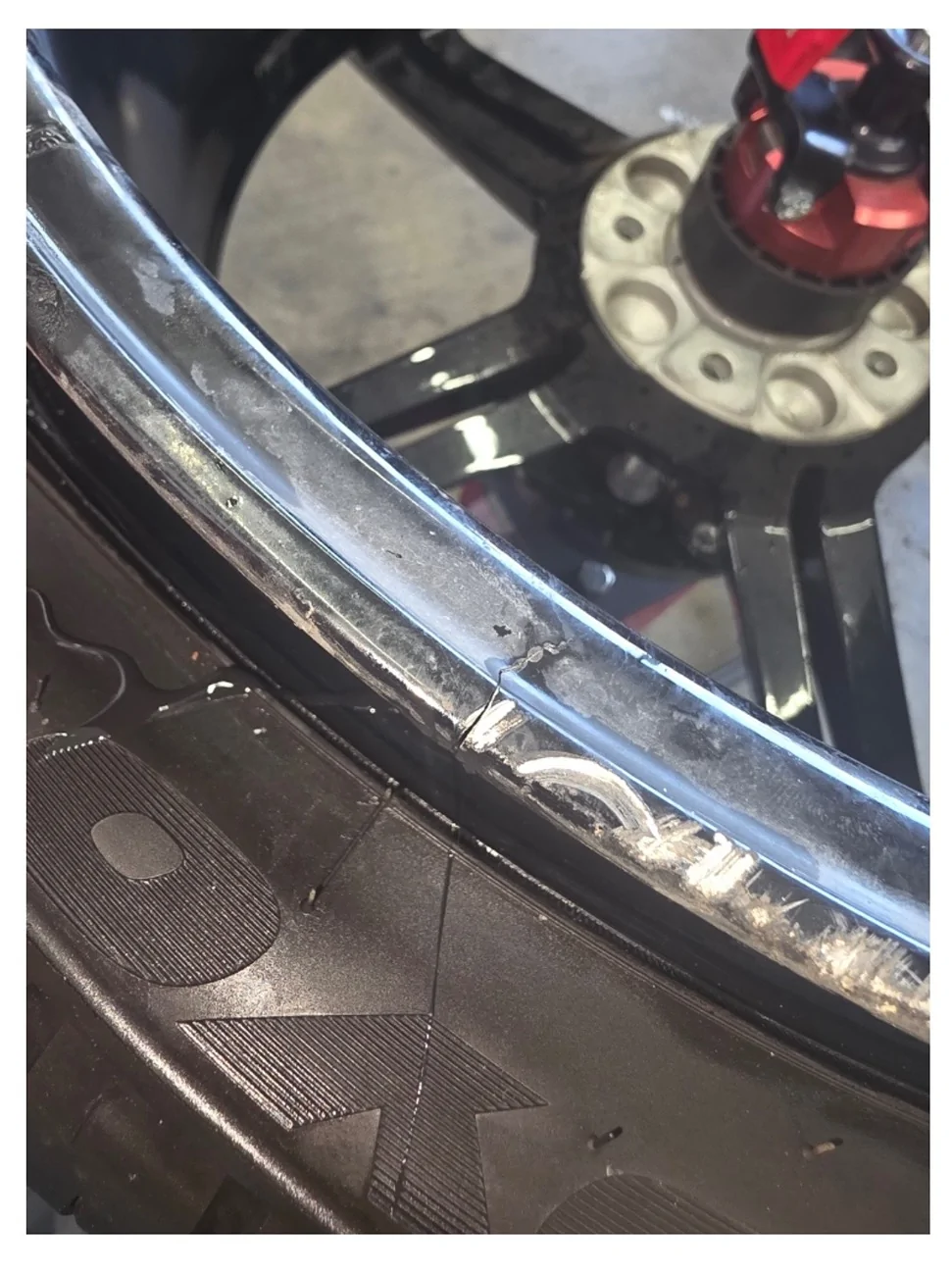 Porsche Taycan Cracked 21" wheel IMG_9532