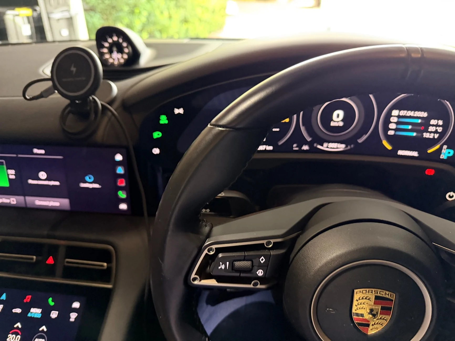 Porsche Taycan MagSafe Phone Holder 1775521545630-1s