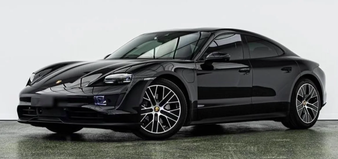 Porsche Taycan BLACK / JET BLACK Taycan Club 1775712893105-i