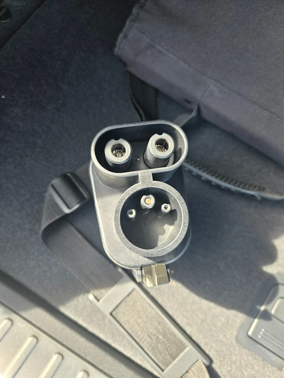 Porsche Taycan Porsche Tesla charger adaptor 20260408_160536
