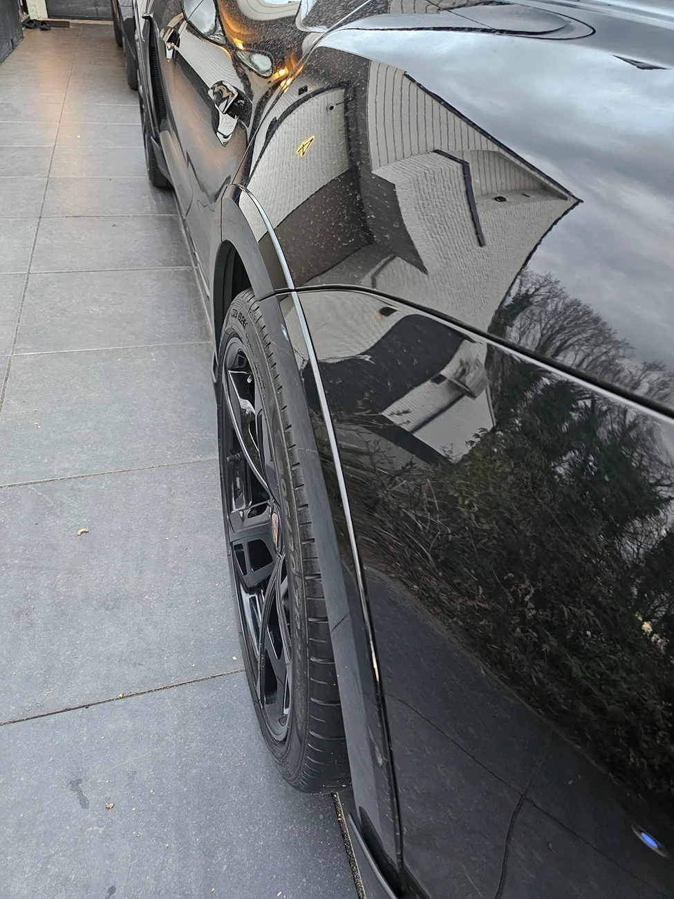 Porsche Taycan Spacers….? 20260410_200221