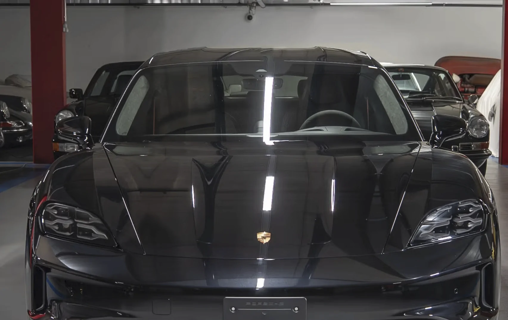 Porsche Taycan new camera on wide glass 1776079976682-0d