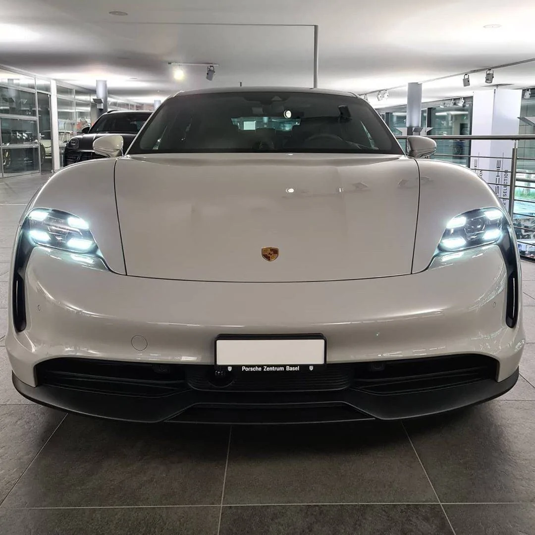 Porsche Taycan 2021 Taycan in Chalk color - first pictures 2021 Taycan Chalk Paint Color 121123398_1753092754842770_8097393779501748062_n