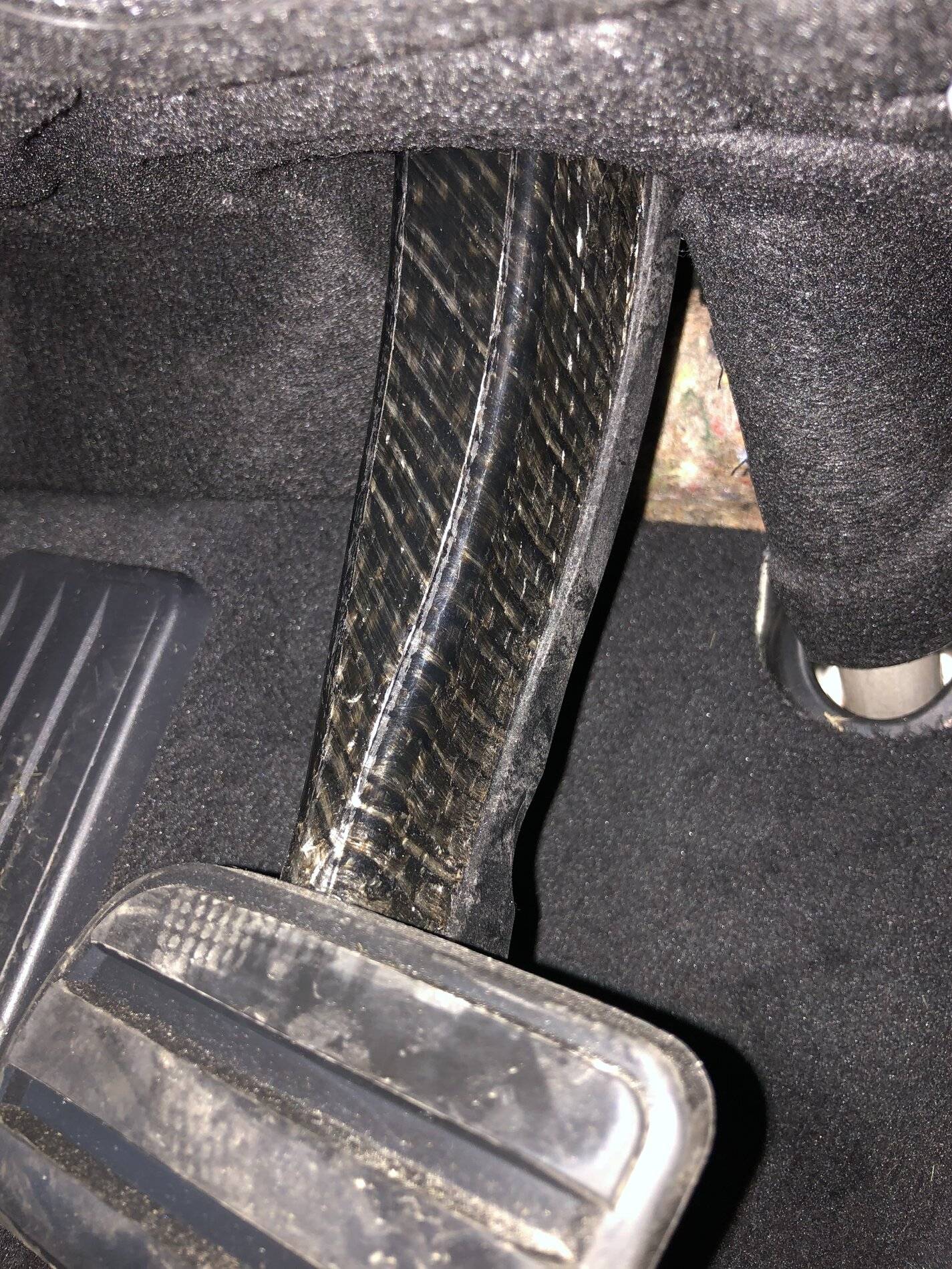 Porsche Taycan Ooh carbon fibre 814A82C8-15B1-41B1-B699-420F5F4D6E25