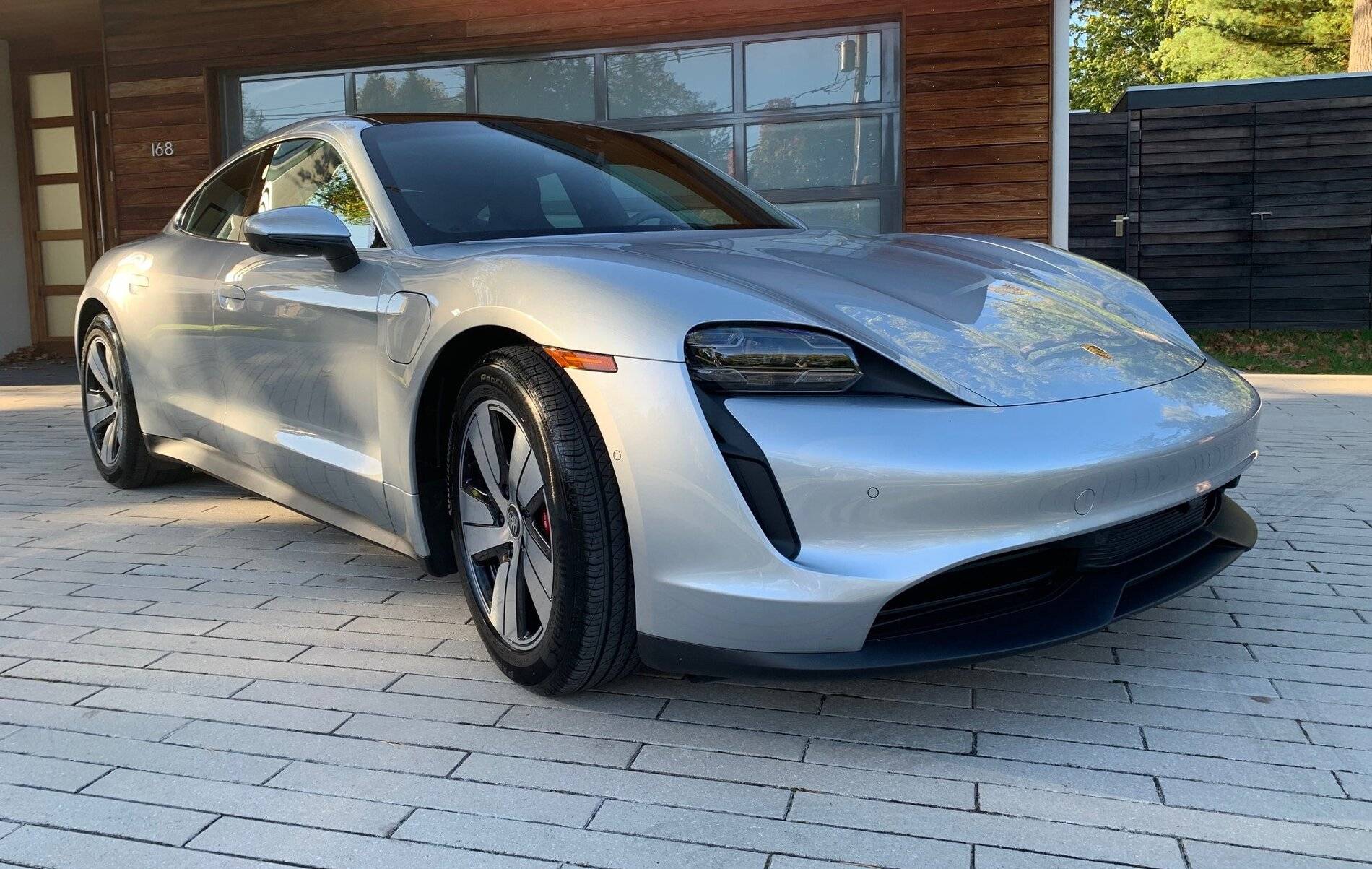 Porsche Taycan Service activation and Connect issues Taycan4SKingske