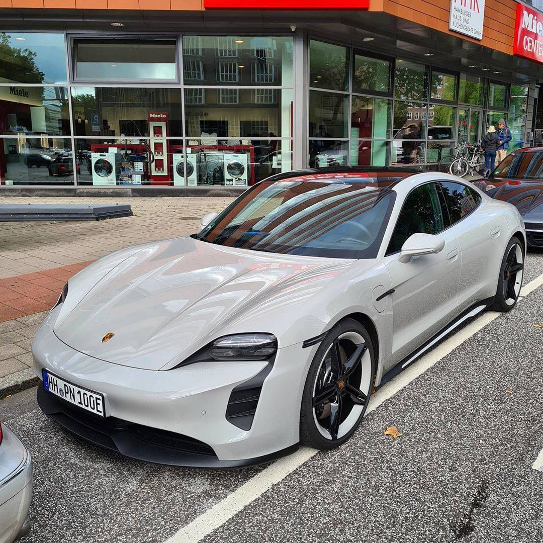 Porsche Taycan CHALK Taycan Club 2021 Taycan Chalk Color Paint