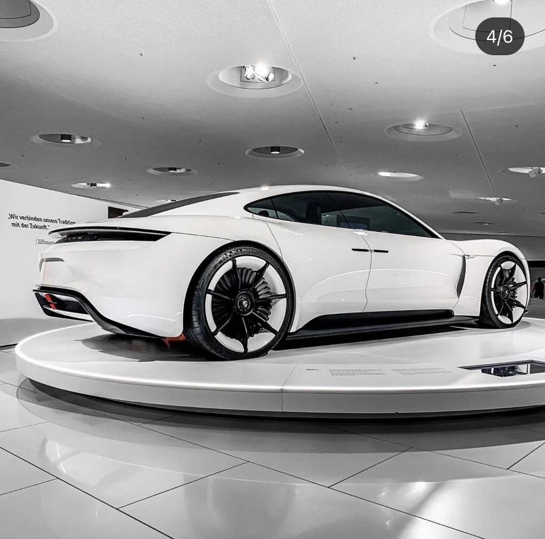Porsche Taycan Taycan Turbo S with Mission E Concept style wheels 3E2D11A5-5C49-49AF-B4C0-4C30CBA3BF7B