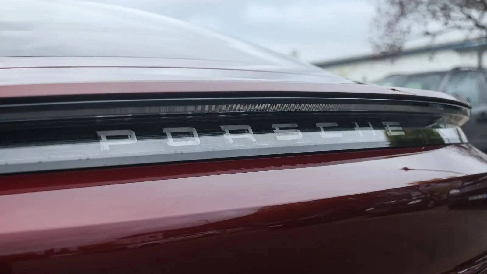 Porsche Taycan CHERRY METALLIC Taycan Club 1920x1080 (6)