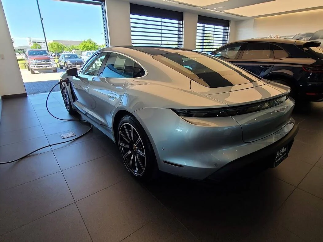 Porsche Taycan First Taycan 4S Traded In! 1603747342062